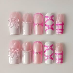 Elegant Pink and White Press-On Nails
